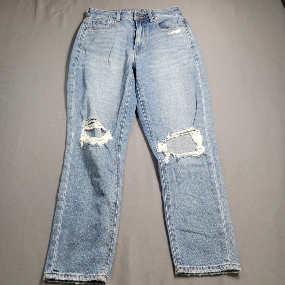 American Eagle Outfitters Light Blue Distressed Straight Leg Jeans